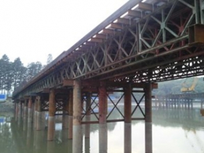 钢栈桥